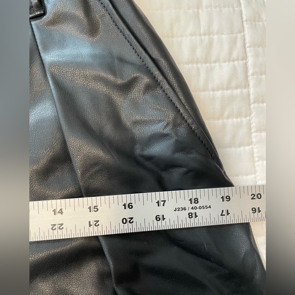 Dorthee Schumacher Pleated Vegan Leather Pants black cropped cuffed HIGH RISE - Picture 15 of 16